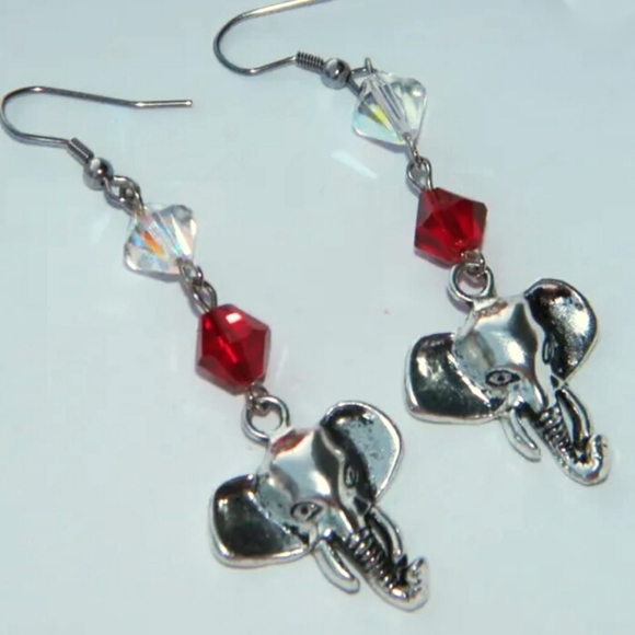 Elephant and Swarovski Crystal Earrings Perfect for Any Bama Girl ❤ - Picture 2 of 2
